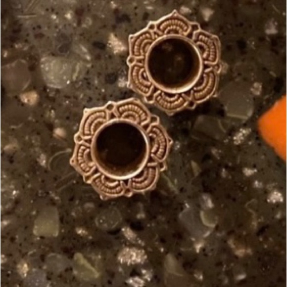 00g tawapa lotus yellow gold eyelets